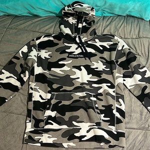 Hollister Camo Sweatshirt